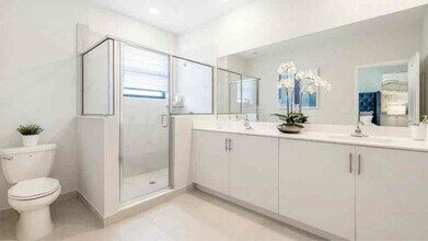 245 SW 159th Way in Pembroke Pines, FL - Building Photo - Building Photo