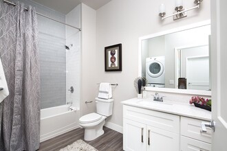 The Glenn in Centennial, CO - Foto de edificio - Interior Photo
