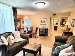 825 Egret Cir, Unit 825Egret Unit 111 in Delray Beach, FL - Foto de edificio - Building Photo