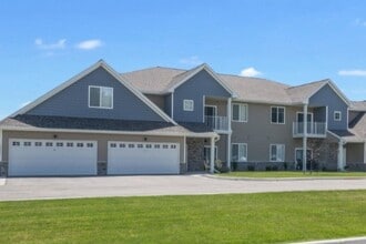 Mulliner Crossing in Hobart, WI - Building Photo - Building Photo