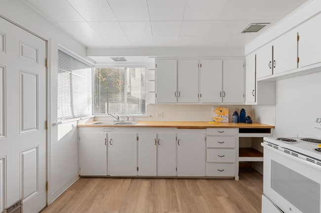 property at 1115 NE 52nd St