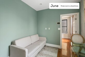 Private bedroom in 2 bed/1 bath Home in New York, NY - Building Photo - Building Photo