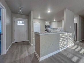 412 N Dallas St in Pilot Point, TX - Building Photo - Building Photo