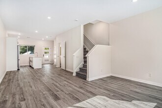 11 Deloney Ave NW in Grand Rapids, MI - Building Photo - Building Photo