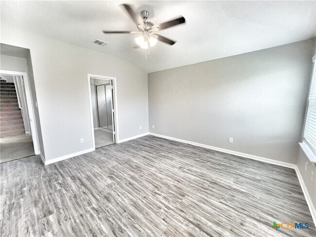 761 Wolfeton Way in New Braunfels, TX - Building Photo - Building Photo