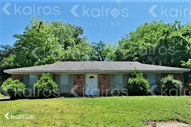 property at 2073 Edinburgh Dr