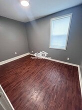 341 19th Ave NE in Minneapolis, MN - Building Photo - Building Photo