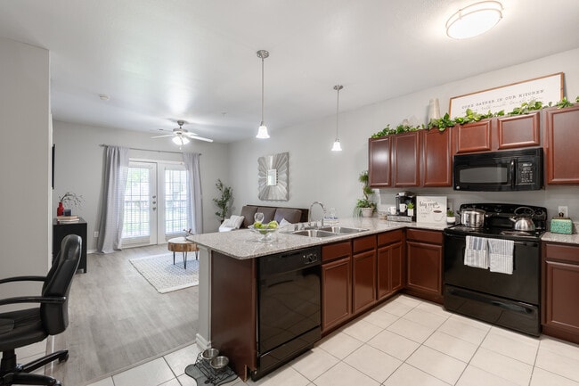 Aventine at Kessler in Dallas, TX - Building Photo - Interior Photo