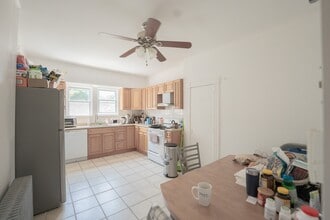 25 Winthrop Ave, Unit 1 in Quincy, MA - Building Photo - Building Photo