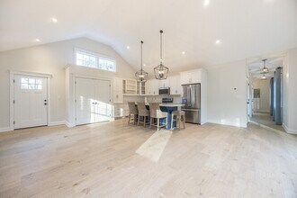 15 Warren St in Westborough, MA - Building Photo - Building Photo