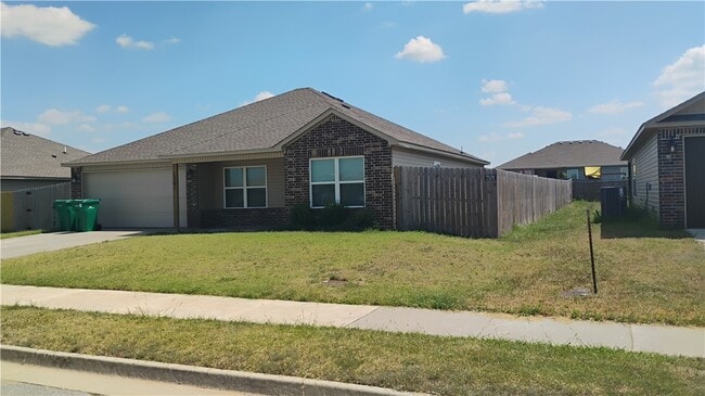 property at 1701 Forest Dr