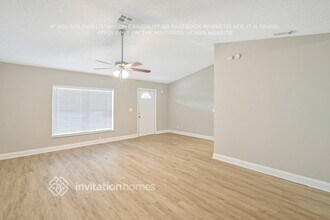 5919 Triphammer Rd in Greenacres, FL - Foto de edificio - Building Photo