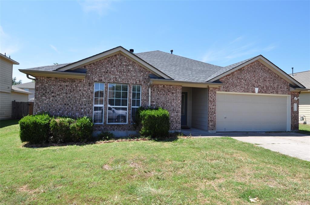 1114 Blewett Dr in Hutto, TX - Building Photo