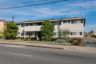 1322 Mountain Ave in Duarte, CA - Building Photo - Building Photo