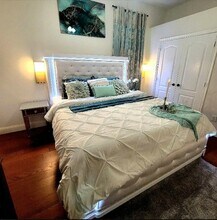 1020 Vestal Ln in Carrollton, TX - Building Photo - Building Photo