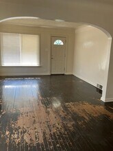 4321 Menton St in Flint, MI - Building Photo - Building Photo