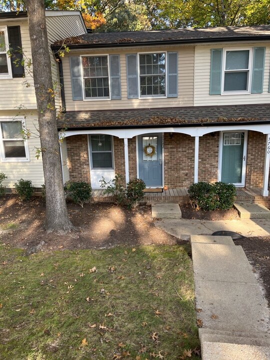 7762 Sandra Ln in Raleigh, NC - Foto de edificio