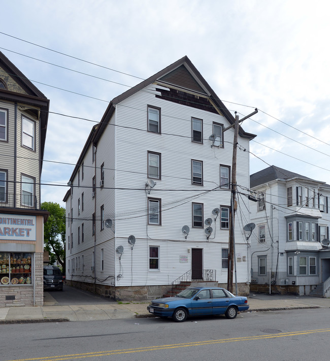 239 Sawyer St in New Bedford, MA - Building Photo - Building Photo