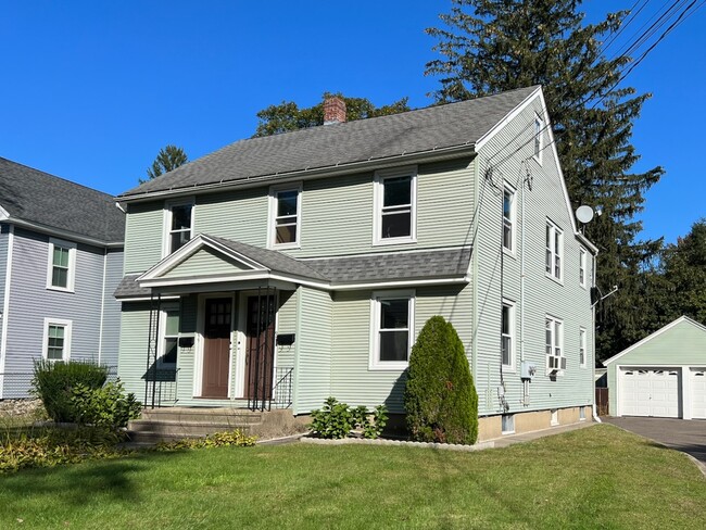 97 Walnut St, Unit 97