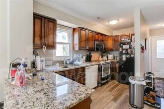 851 Woodgate Dr in St. Paul, MN - Building Photo - Building Photo
