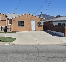 853 Kempton St in Spring Valley, CA - Building Photo