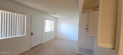 4565 Alamo St in Simi Valley, CA - Building Photo - Building Photo