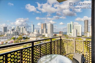 23 NE 17th Ter in Miami, FL - Building Photo - Building Photo