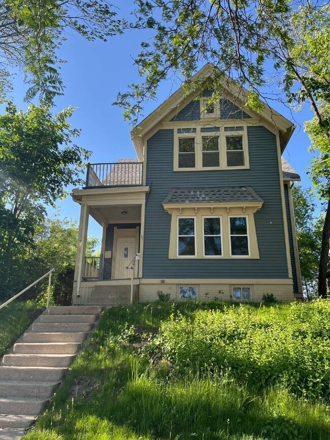property at 1106 E Pryor Ave