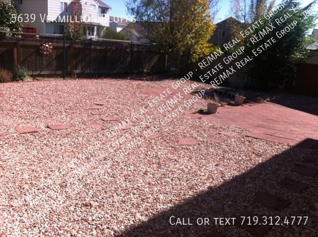 5639 Vermillion Bluffs Dr in Colorado Springs, CO - Building Photo - Building Photo