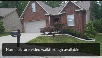 10304 Iverson Lane in Knoxville, TN - Building Photo
