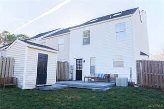 10701 Charlesfield Ct in Richmond, VA - Building Photo - Building Photo