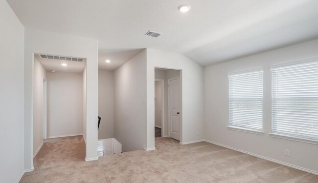 2907 Panther Spg in New Braunfels, TX - Building Photo - Building Photo