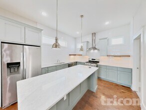 1212 Hillwood Private Cove in Nashville, TN - Foto de edificio - Building Photo