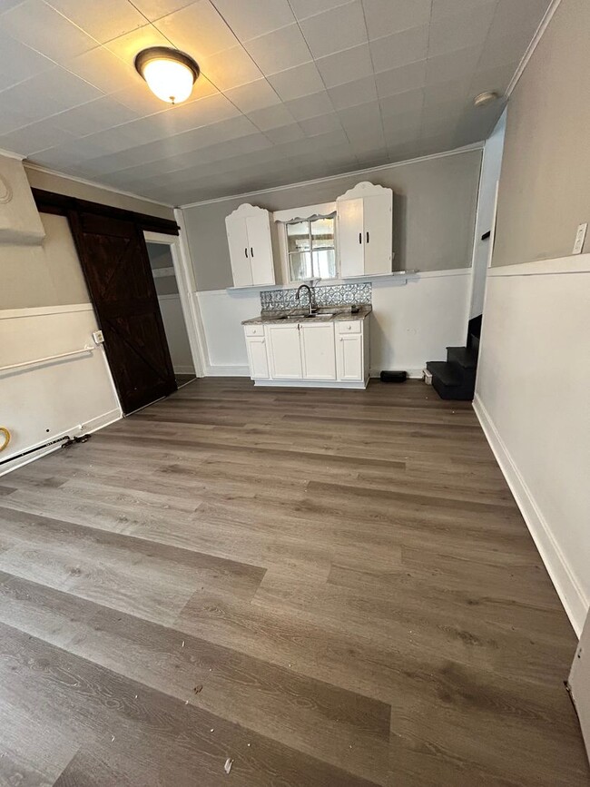 701 Perry St in Buffalo, NY - Building Photo - Building Photo