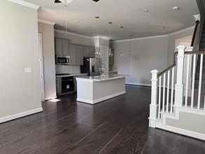 1925 Huntly Chase Dr in Houston, TX - Building Photo - Building Photo