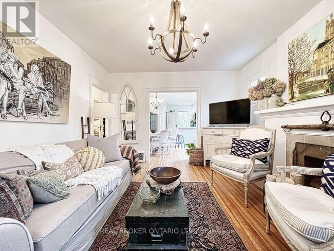 property at 43 Stanhope Ave
