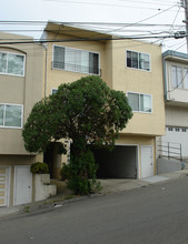 275 Gambetta St in Daly City, CA - Foto de edificio - Building Photo