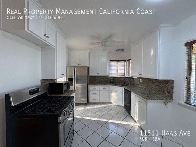11511 Haas Ave in Hawthorne, CA - Building Photo - Building Photo