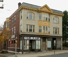 181 Dwight St in New Britain, CT - Building Photo - Building Photo