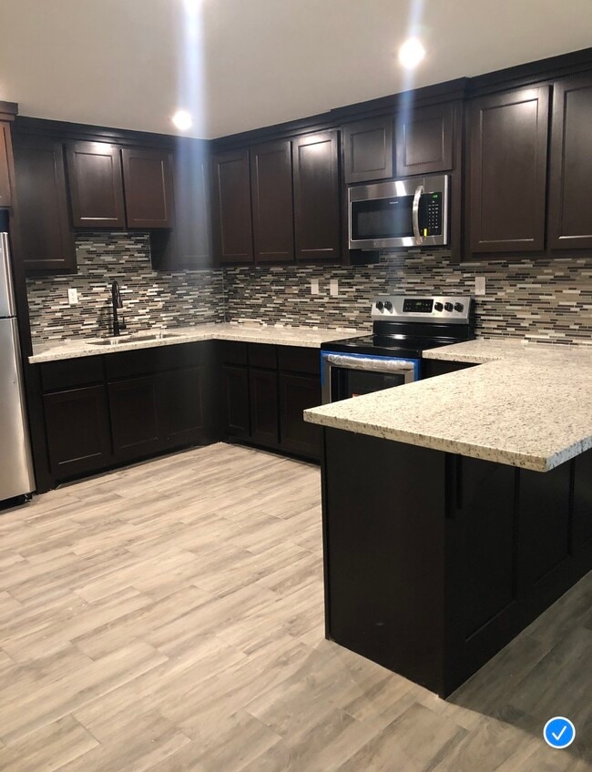 1405 Orlando St, Unit orlando 1 in Edinburg, TX - Foto de edificio - Building Photo