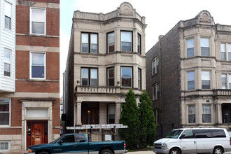 2611 W Augusta Blvd in Chicago, IL - Building Photo - Building Photo