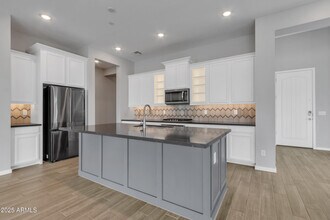 1900 N 140th Dr in Goodyear, AZ - Building Photo - Building Photo