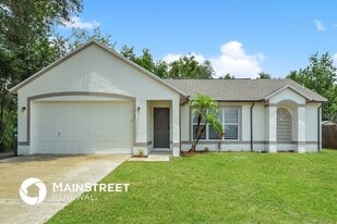 915 Leeward Dr in Deltona, FL - Building Photo