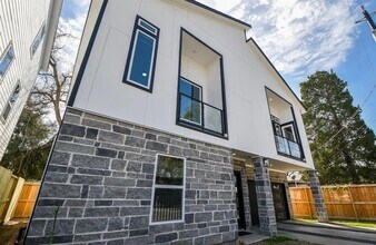 811 Paul Quinn St in Houston, TX - Building Photo - Building Photo
