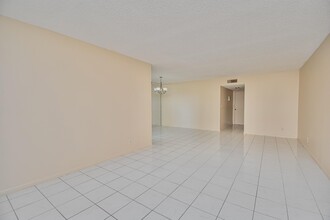 14579 Canalview Dr in Delray Beach, FL - Building Photo - Building Photo