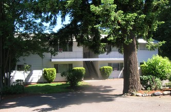 10331-10341 NE Fargo St in Portland, OR - Building Photo - Building Photo