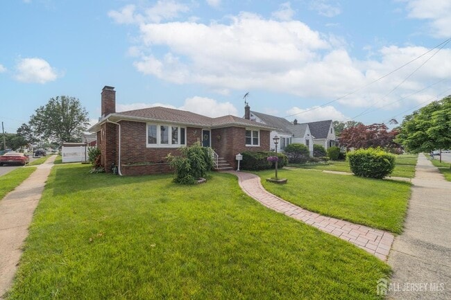 119 Carteret Ave, Unit 629 in Carteret, NJ - Building Photo - Building Photo