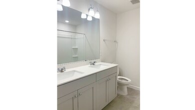 612 Creekway Dr in Fuquay Varina, NC - Building Photo - Building Photo