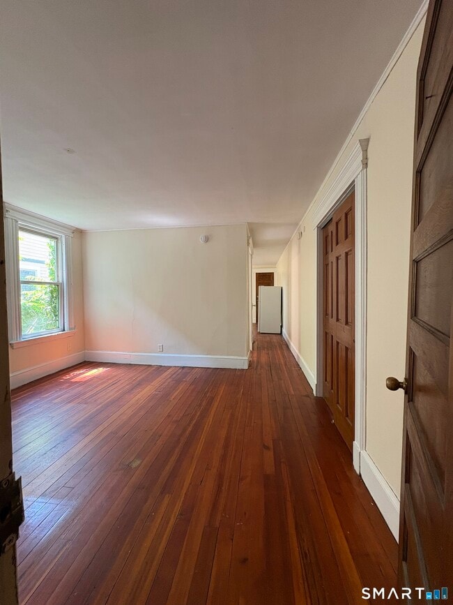 196 Norton St