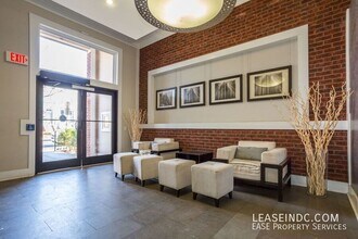 245 15th St SE in Washington, DC - Building Photo - Building Photo